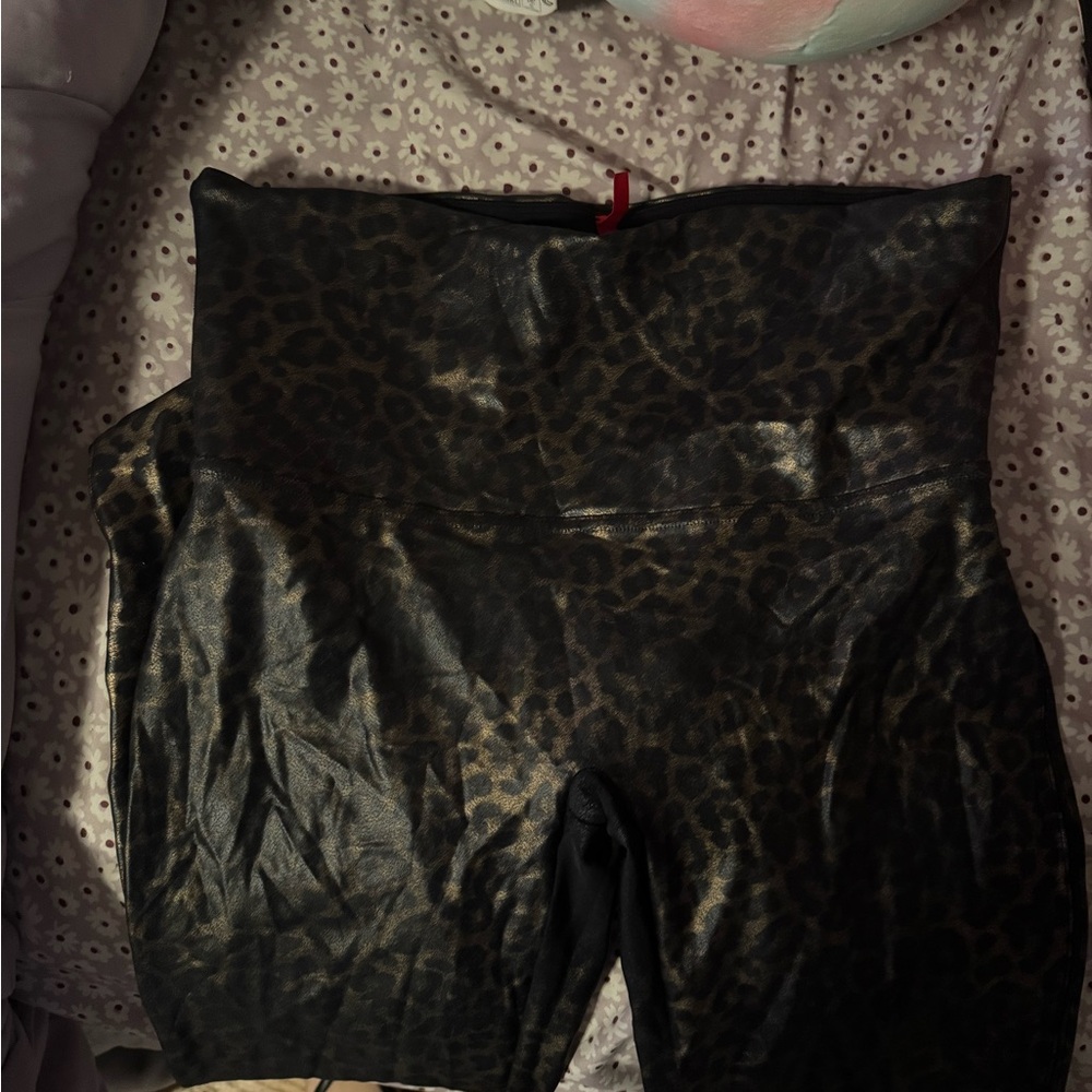 SPANX Black and Brown Leopard Leggings